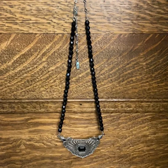 1928 brand Art Deco inspired set necklace & earrings. Beautiful. Earrings unworn - Picture 6 of 6